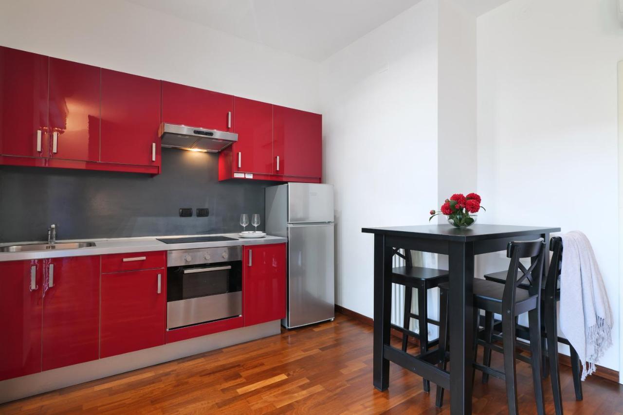 Contempora - Monolocale Con Terrazza Via F. De Sanctis, 41 Mailand